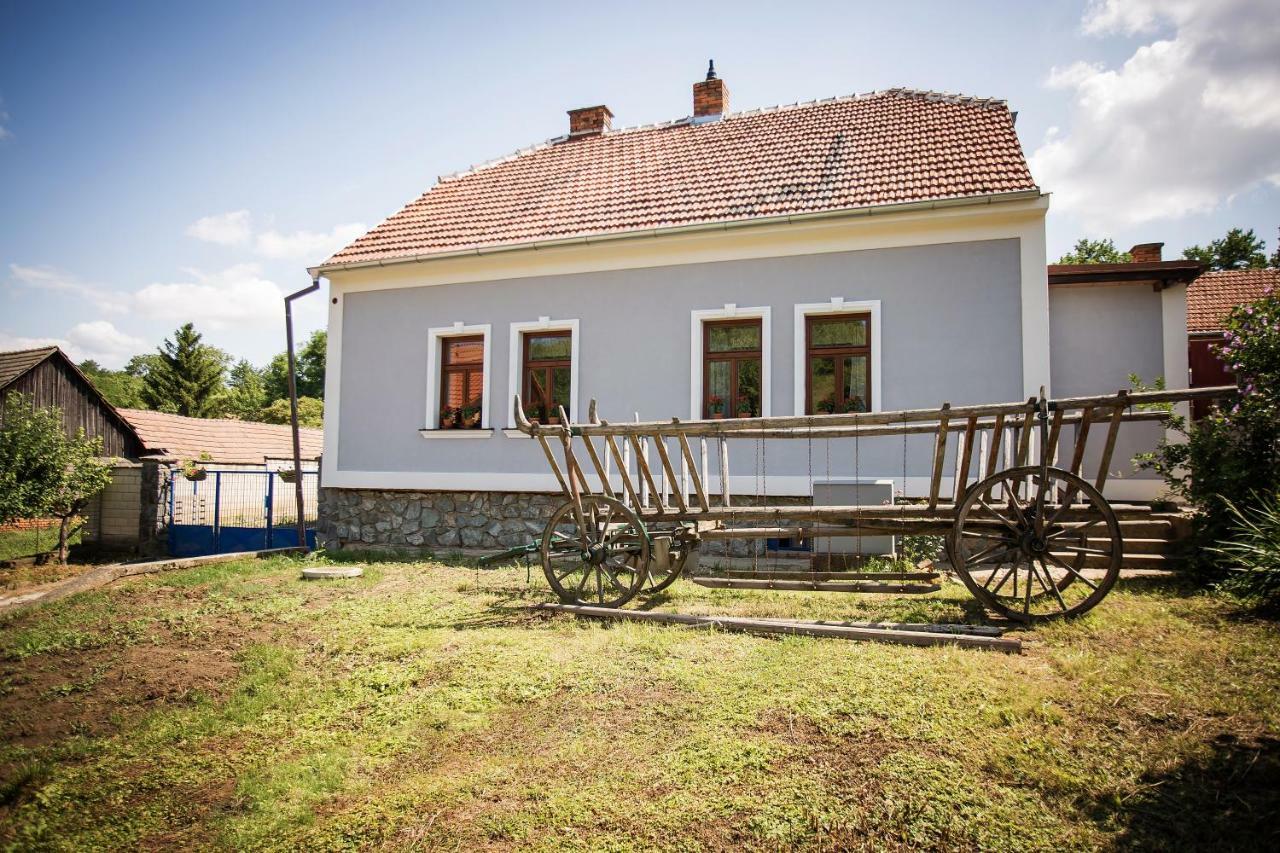 Chalupa U Ježka Morkuvky Bagian luar foto